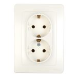 Розетка Systeme Electric Blanca встраиваемая молочная (BLNRS001022)