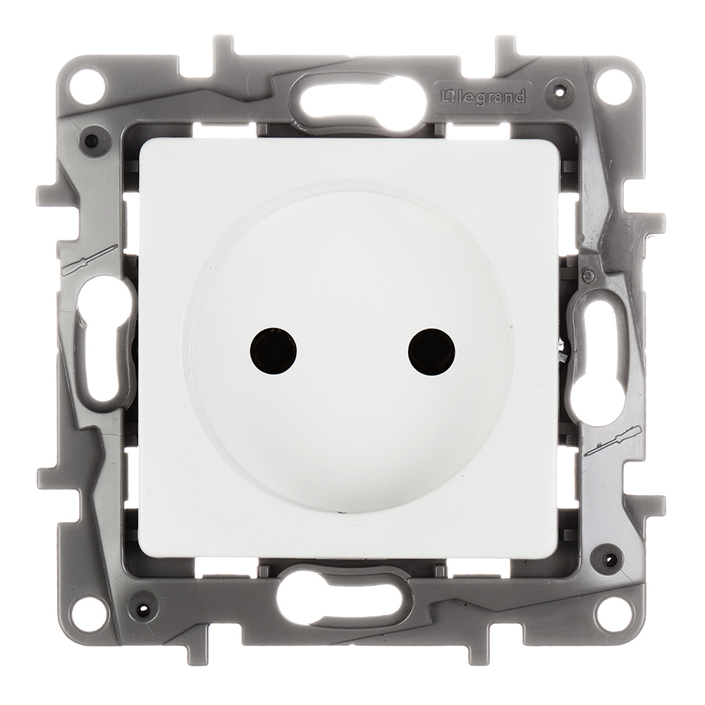 original-33814.jpg Розетка Legrand Etika встраиваемая белая (672220) — изображение 1